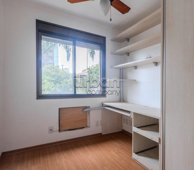 Apartamento com 78m², 2 quartos, 1 suíte, 1 vaga, no bairro Menino Deus em Porto Alegre