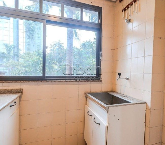 Apartamento com 78m², 2 quartos, 1 suíte, 1 vaga, no bairro Menino Deus em Porto Alegre