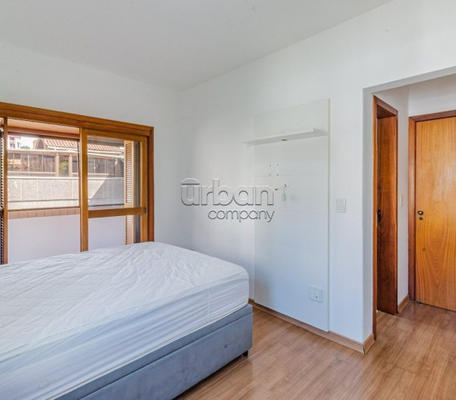 Apartamento com 92m², 2 quartos, 1 suíte, 1 vaga, no bairro Mont Serrat em Porto Alegre