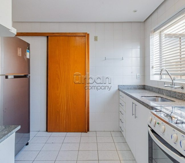 Apartamento com 92m², 2 quartos, 1 suíte, 1 vaga, no bairro Mont Serrat em Porto Alegre