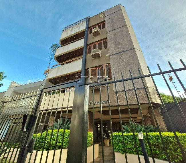 Apartamento com 90m², 3 quartos, 1 suíte, 1 vaga, no bairro Petrópolis em Porto Alegre