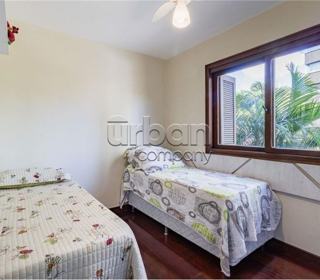 Apartamento Garden com 258m², 3 quartos, 2 suítes, 2 vagas, no bairro Auxiliadora em Porto Alegre