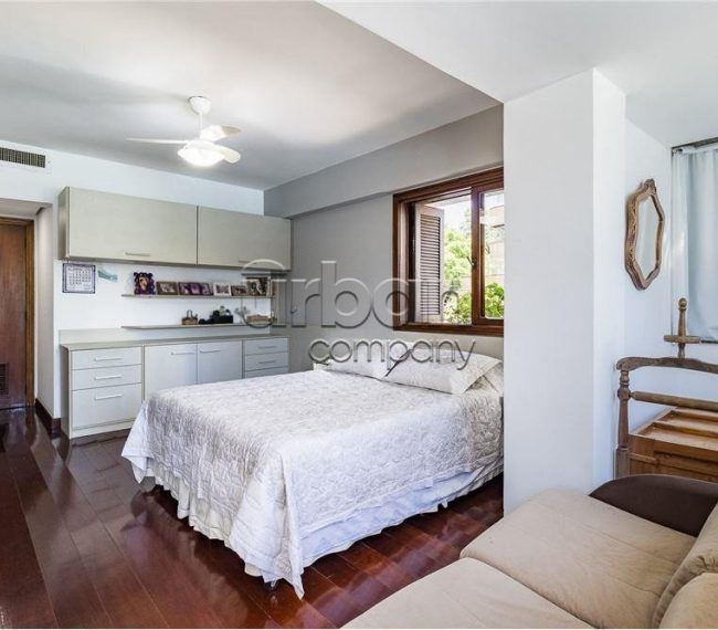 Apartamento Garden com 258m², 3 quartos, 2 suítes, 2 vagas, no bairro Auxiliadora em Porto Alegre