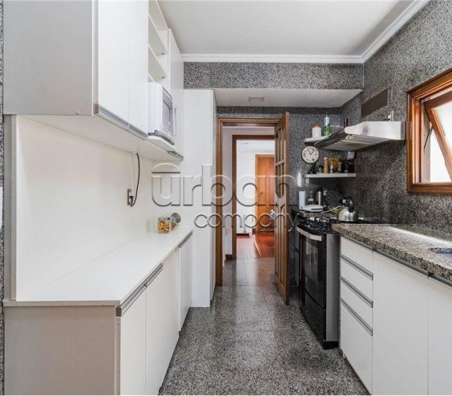 Apartamento Garden com 258m², 3 quartos, 2 suítes, 2 vagas, no bairro Auxiliadora em Porto Alegre