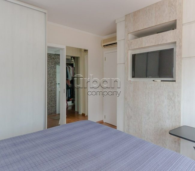 Apartamento com 127m², 3 quartos, 1 suíte, 1 vaga, no bairro Moinhos de Vento em Porto Alegre