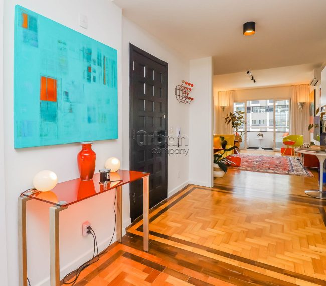 Apartamento com 110m², 2 quartos, 1 suíte, no bairro Rio Branco em Porto Alegre