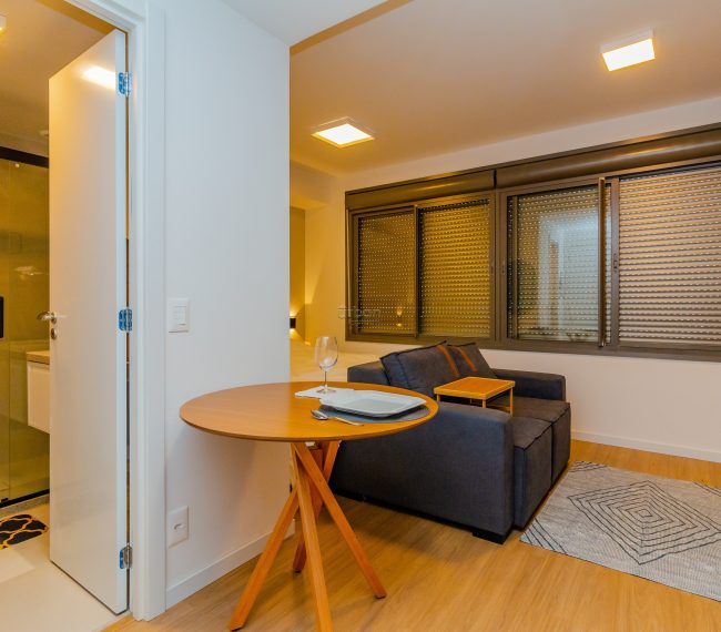 Apartamento com 28m², 1 quarto, 1 vaga, no bairro Cidade Baixa em Porto Alegre