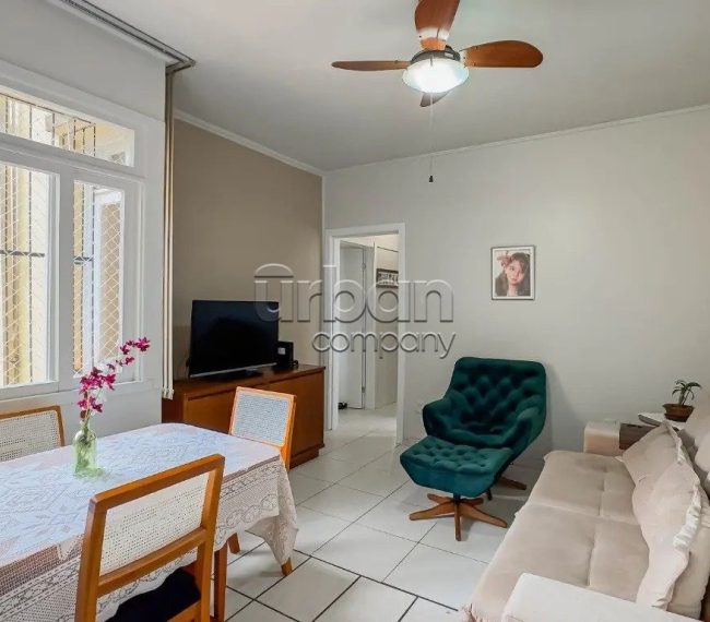 Apartamento com 91m², 3 quartos, no bairro São João em Porto Alegre