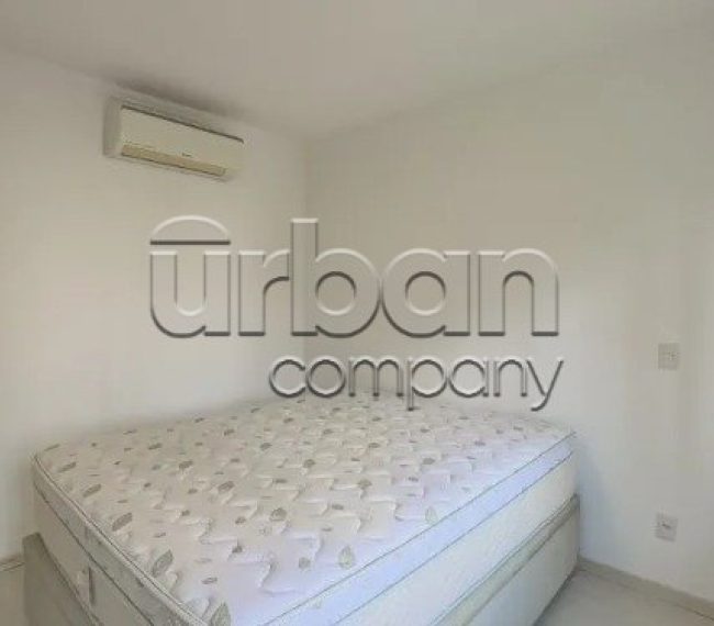 Apartamento com 72m², 2 quartos, 1 suíte, 2 vagas, no bairro Petrópolis em Porto Alegre