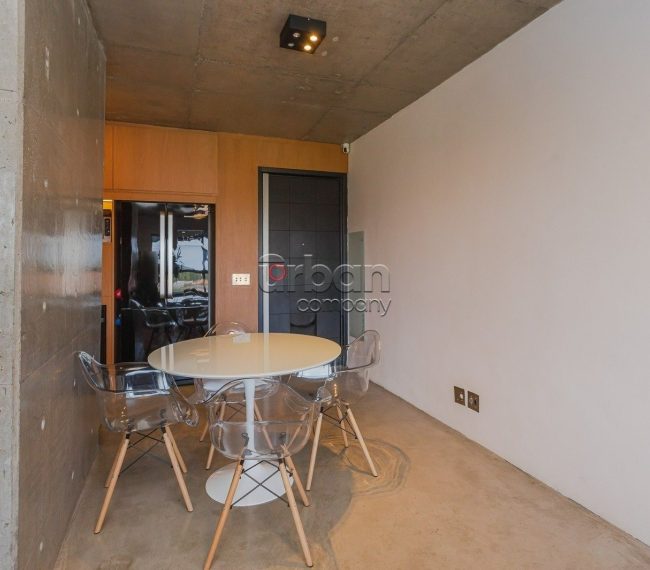 Apartamento com 69m², 1 quarto, 1 suíte, 2 vagas, no bairro Petrópolis em Porto Alegre