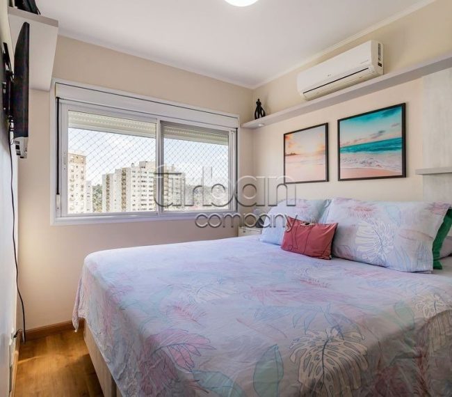 Apartamento com 64m², 2 quartos, 1 suíte, 2 vagas, no bairro Jardim Carvalho em Porto Alegre