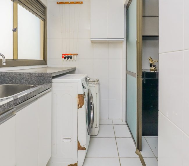 Apartamento com 120m², 3 quartos, 1 suíte, 2 vagas, no bairro Higienópolis em Porto Alegre