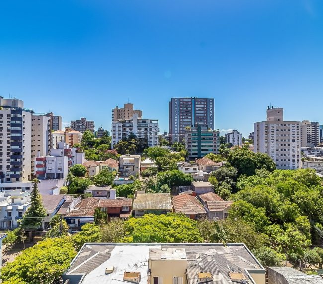 Cobertura com 235m², 3 quartos, 1 suíte, 3 vagas, no bairro Higienópolis em Porto Alegre