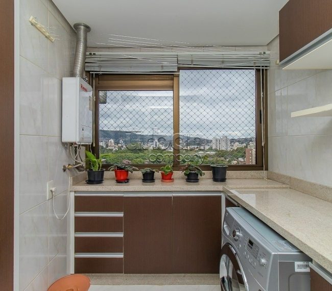 Apartamento com 97m², 2 quartos, 1 suíte, 2 vagas, no bairro Petrópolis em Porto Alegre