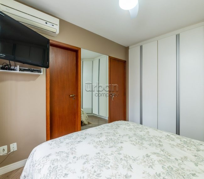 Apartamento Garden com 102m², 3 quartos, 1 suíte, 2 vagas, no bairro Jardim Botânico em Porto Alegre