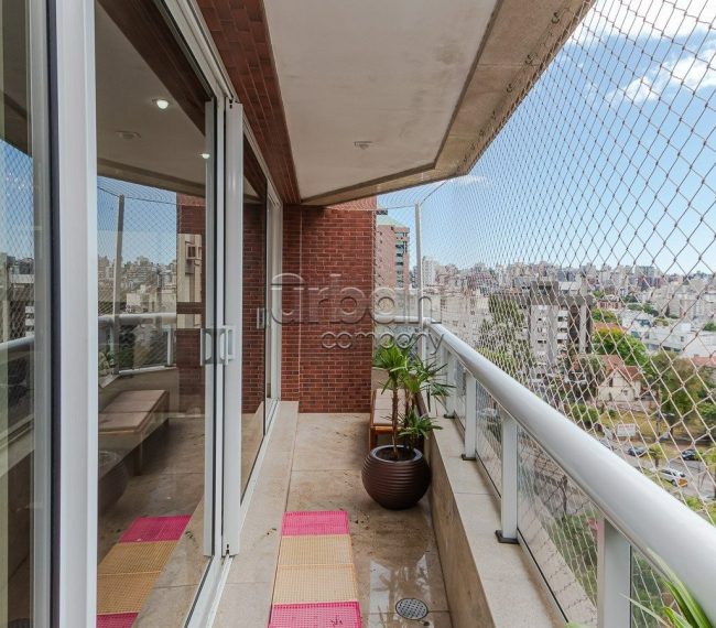 Apartamento com 171m², 3 quartos, 3 suítes, 2 vagas, no bairro Higienópolis em Porto Alegre