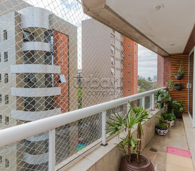 Apartamento com 171m², 3 quartos, 3 suítes, 2 vagas, no bairro Higienópolis em Porto Alegre