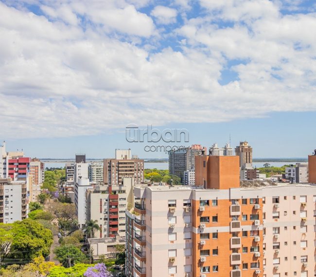 Apartamento com 86m², 2 quartos, 2 suítes, 2 vagas, no bairro Menino Deus em Porto Alegre