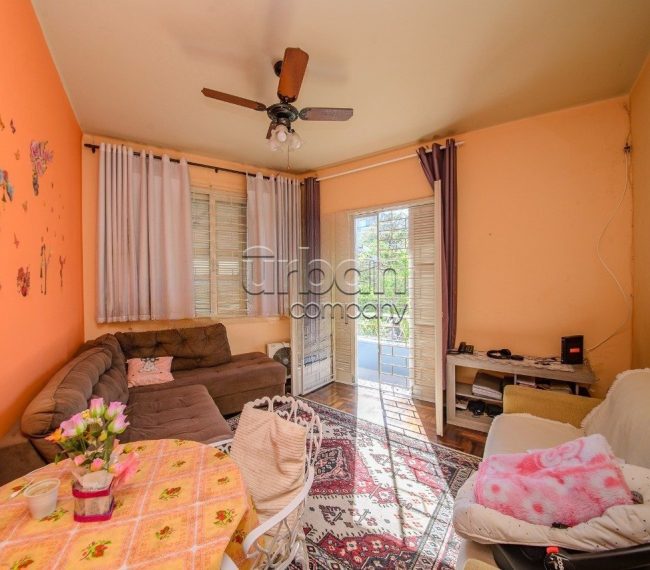 Apartamento com 128m², 3 quartos, 1 vaga, no bairro Santa Cecília em Porto Alegre