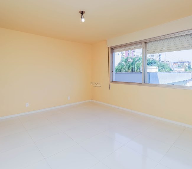 Apartamento com 81m², 2 quartos, 1 vaga, no bairro Cristo Redentor em Porto Alegre