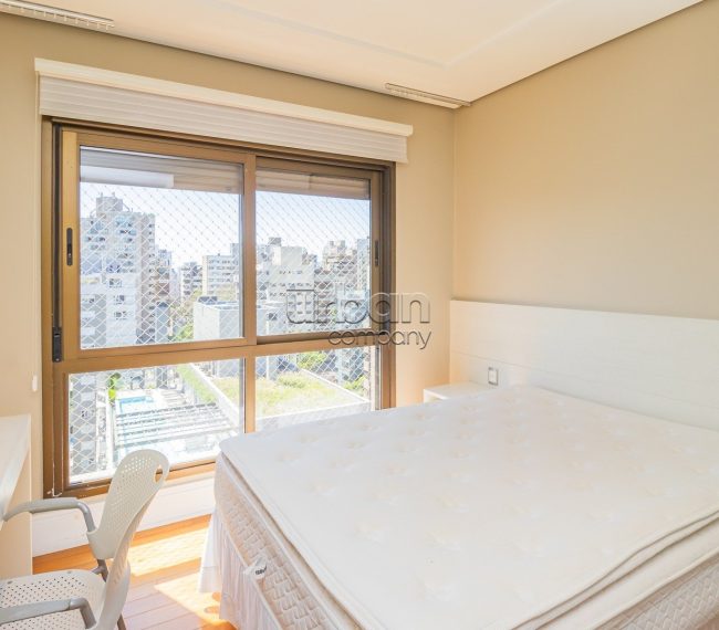 Cobertura com 600m², 5 quartos, 5 suítes, 6 vagas, no bairro Mont Serrat em Porto Alegre