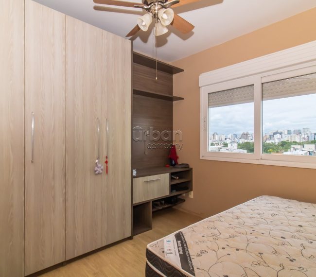 Apartamento com 81m², 3 quartos, 2 vagas, no bairro Cidade Baixa em Porto Alegre