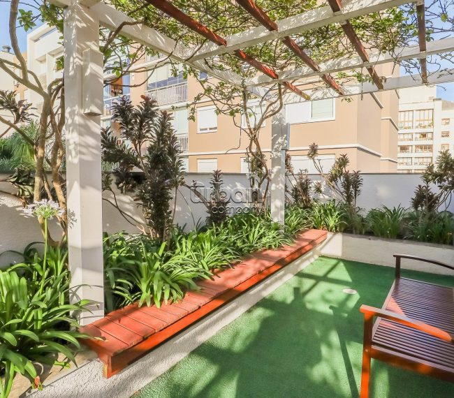 Apartamento Garden com 126m², 3 quartos, 1 suíte, 2 vagas, no bairro Jardim Itu-Sabará em Porto Alegre