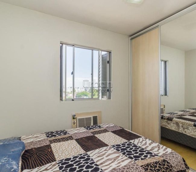 Apartamento com 53m², 3 quartos, 1 vaga, no bairro Sarandi em Porto Alegre