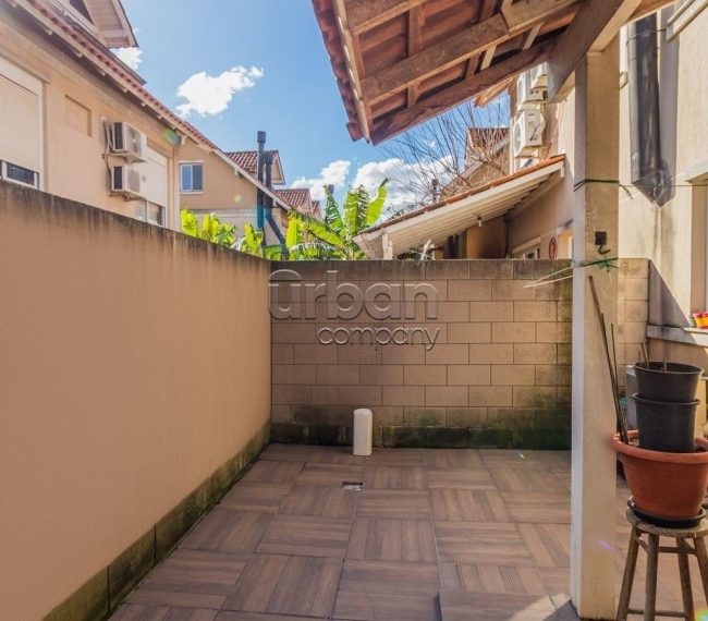 Casa em Condomínio com 144m², 3 quartos, 1 suíte, 2 vagas, no bairro Ecoville em Porto Alegre