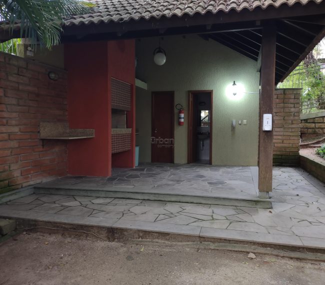 Casa em Condomínio com 247m², 3 quartos, 1 suíte, 4 vagas, no bairro Ipanema em Porto Alegre