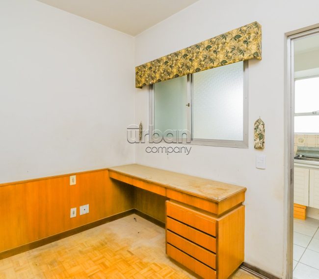 Apartamento com 258m², 3 quartos, 1 suíte, 2 vagas, no bairro Petrópolis em Porto Alegre