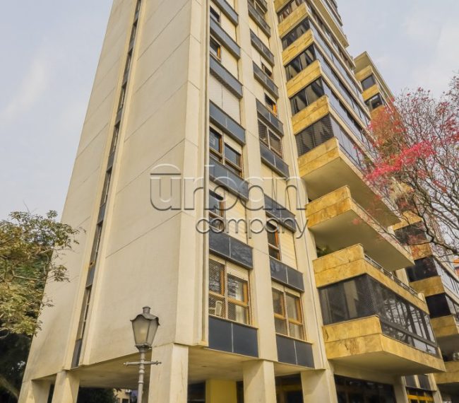 Apartamento com 258m², 3 quartos, 1 suíte, 2 vagas, no bairro Petrópolis em Porto Alegre