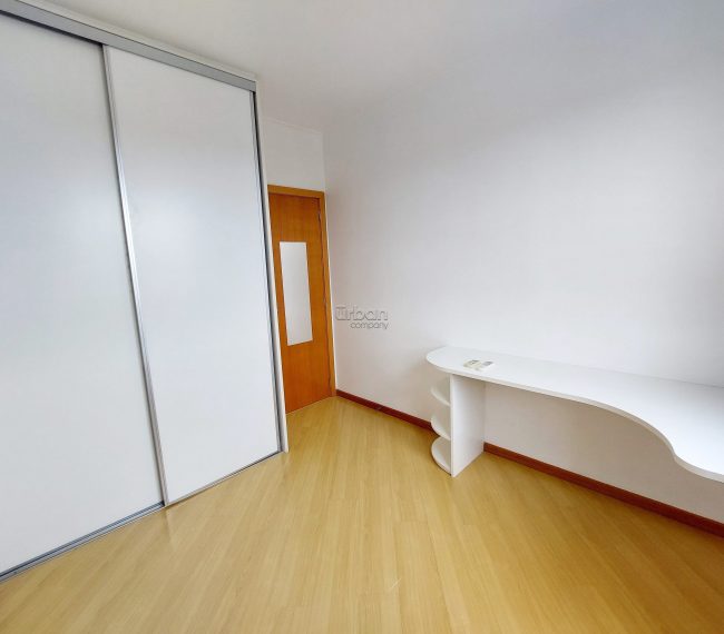 Apartamento com 95m², 3 quartos, 1 suíte, 1 vaga, no bairro Menino Deus em Porto Alegre