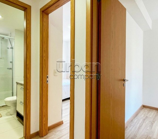 Apartamento com 105m², 3 quartos, 1 suíte, 2 vagas, no bairro Passo da Areia em Porto Alegre