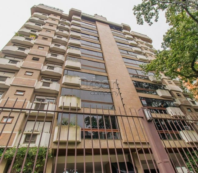 Apartamento com 145m², 3 quartos, 1 suíte, 2 vagas, no bairro Mont Serrat em Porto Alegre