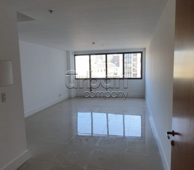 Sala com 36m², no bairro Cristo Redentor em Porto Alegre