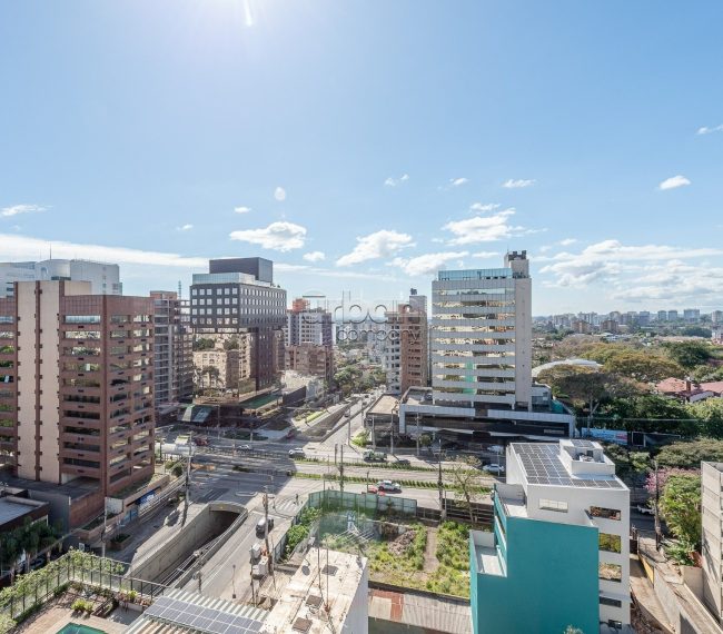 Cobertura com 287m², 3 quartos, 1 suíte, 2 vagas, no bairro Mont Serrat em Porto Alegre