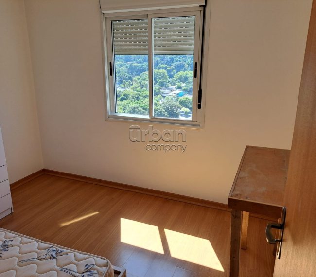 Apartamento com 70m², 3 quartos, 1 suíte, 1 vaga, no bairro Partenon em Porto Alegre