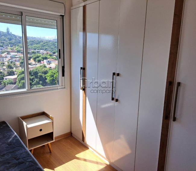 Apartamento com 70m², 3 quartos, 1 suíte, 1 vaga, no bairro Partenon em Porto Alegre