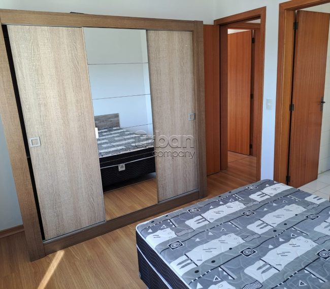 Apartamento com 70m², 3 quartos, 1 suíte, 1 vaga, no bairro Partenon em Porto Alegre