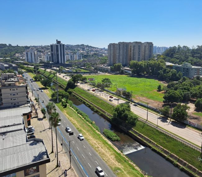 Apartamento com 70m², 3 quartos, 1 suíte, 1 vaga, no bairro Partenon em Porto Alegre