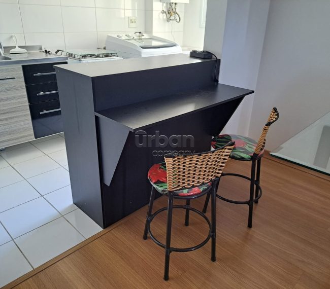 Apartamento com 70m², 3 quartos, 1 suíte, 1 vaga, no bairro Partenon em Porto Alegre