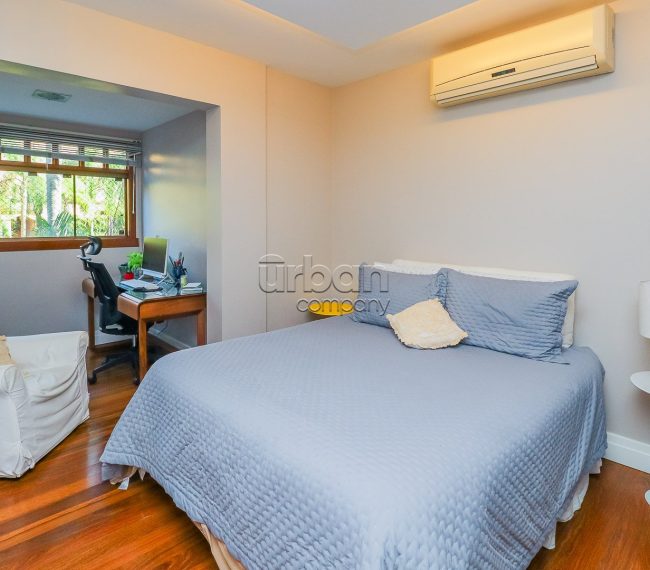 Apartamento Garden com 347m², 4 quartos, 3 suítes, 4 vagas, no bairro Chácara da Pedras em Porto Alegre