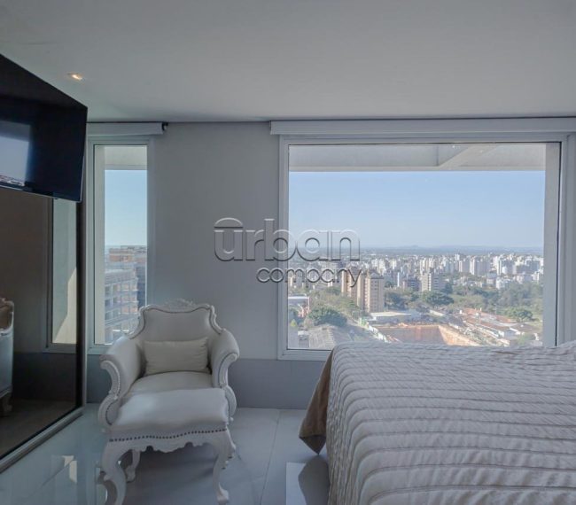 Apartamento Duplex com 150m², 3 quartos, 1 suíte, 1 vaga, no bairro Três Figueiras em Porto Alegre