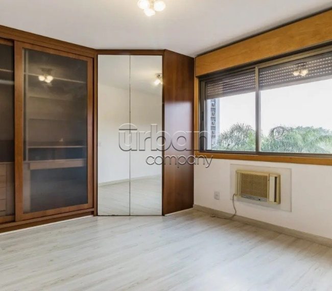 Apartamento com 106m², 3 quartos, 1 suíte, 1 vaga, no bairro Higienópolis em Porto Alegre