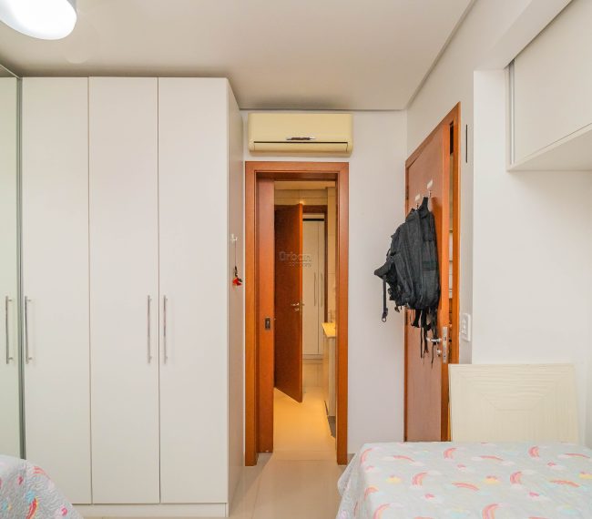 Apartamento com 82m², 2 quartos, 1 suíte, 2 vagas, no bairro Jardim Botânico em Porto Alegre