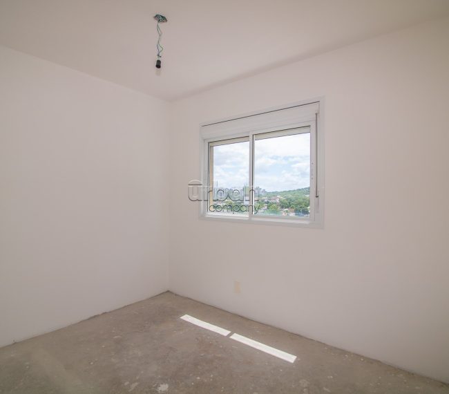 Apartamento com 54m², 2 quartos, 1 vaga, no bairro Central Parque em Porto Alegre