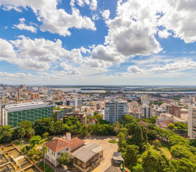 Cobertura com 760m², 3 quartos, 3 suítes, 8 vagas, no bairro Moinhos de Vento em Porto Alegre