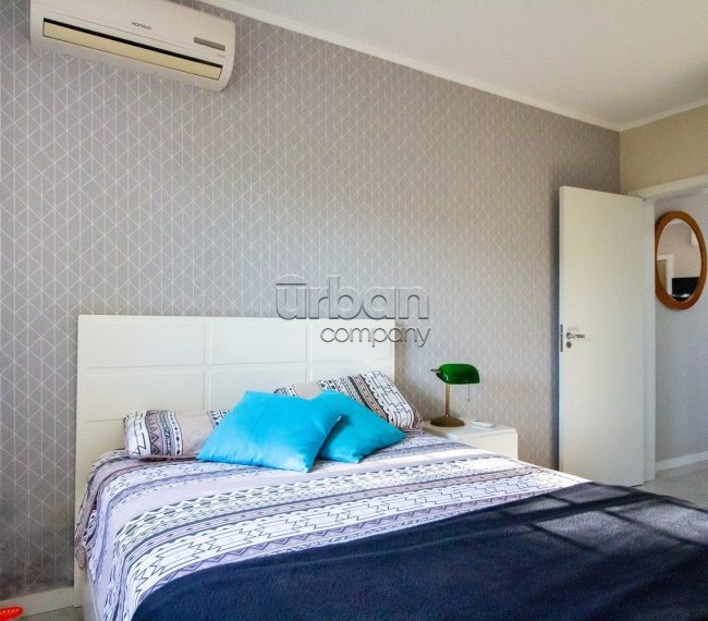 Apartamento com 43m², 1 quarto, 1 vaga, no bairro Jardim Floresta em Porto Alegre