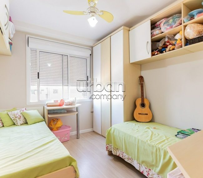 Apartamento com 110m², 3 quartos, 1 suíte, 2 vagas, no bairro Auxiliadora em Porto Alegre